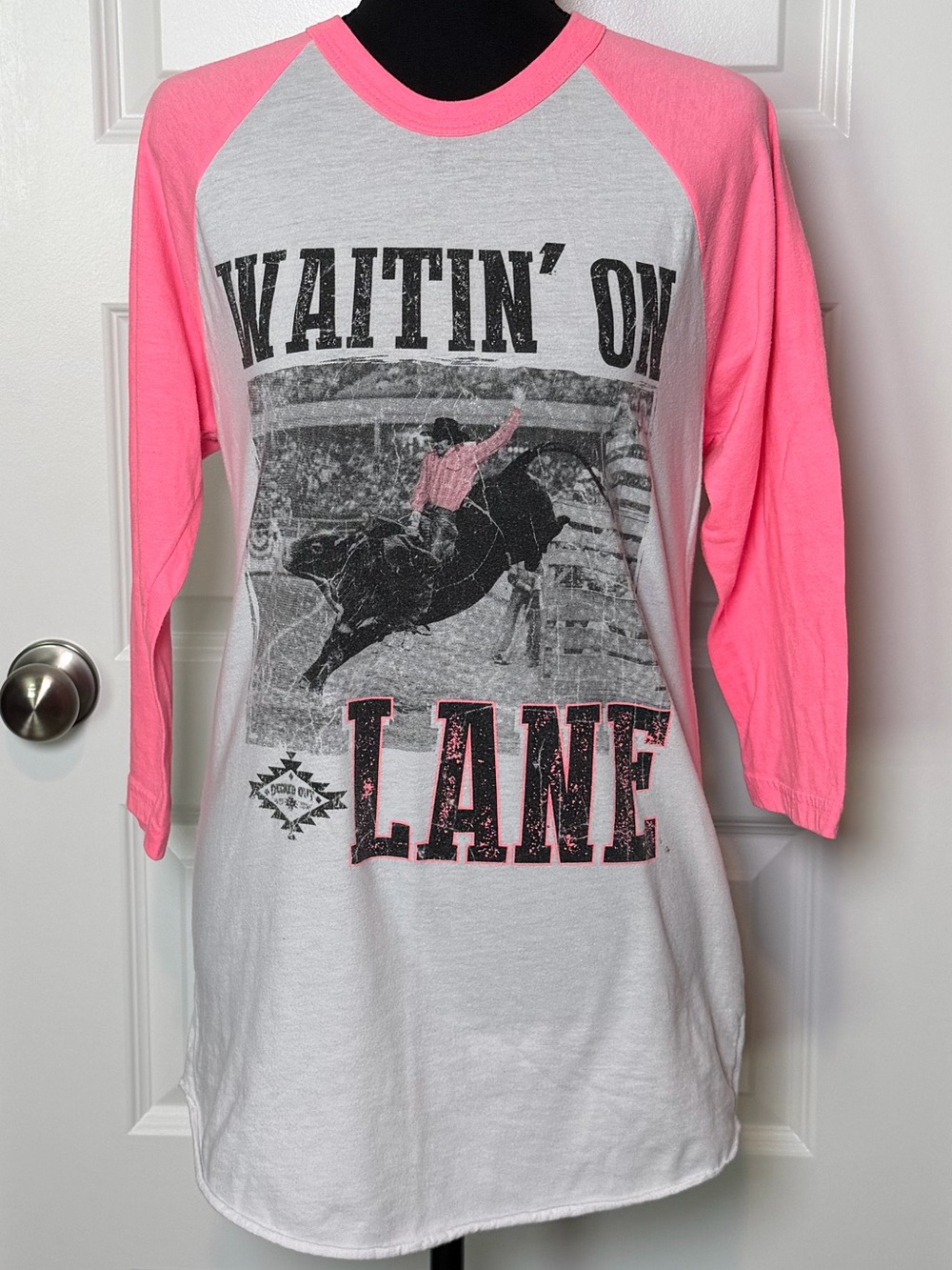 Waitin’ On Lane Neon Pink Rodeo Bull Riding 3/4 Sleeve Raglan Tee Medium